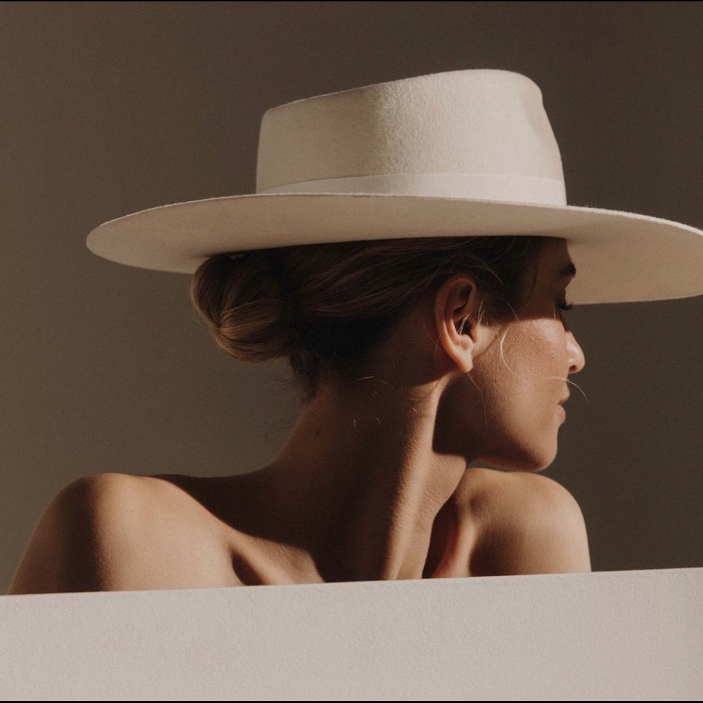 NWT Rare Van Palma Le Paul Hat (Ivory), Made in France. Brand new / never worn.